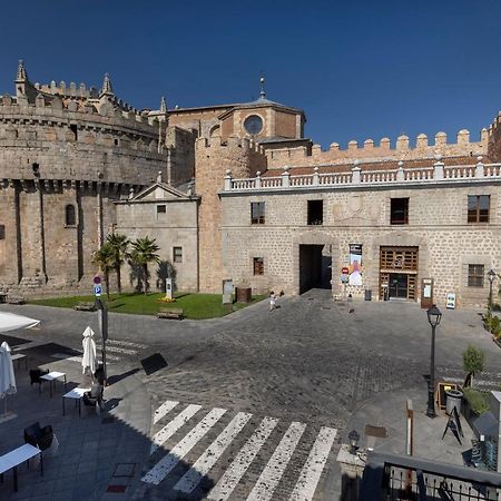 Hostal Restaurante Puerta Del Alcazar Ávila Eksteriør billede