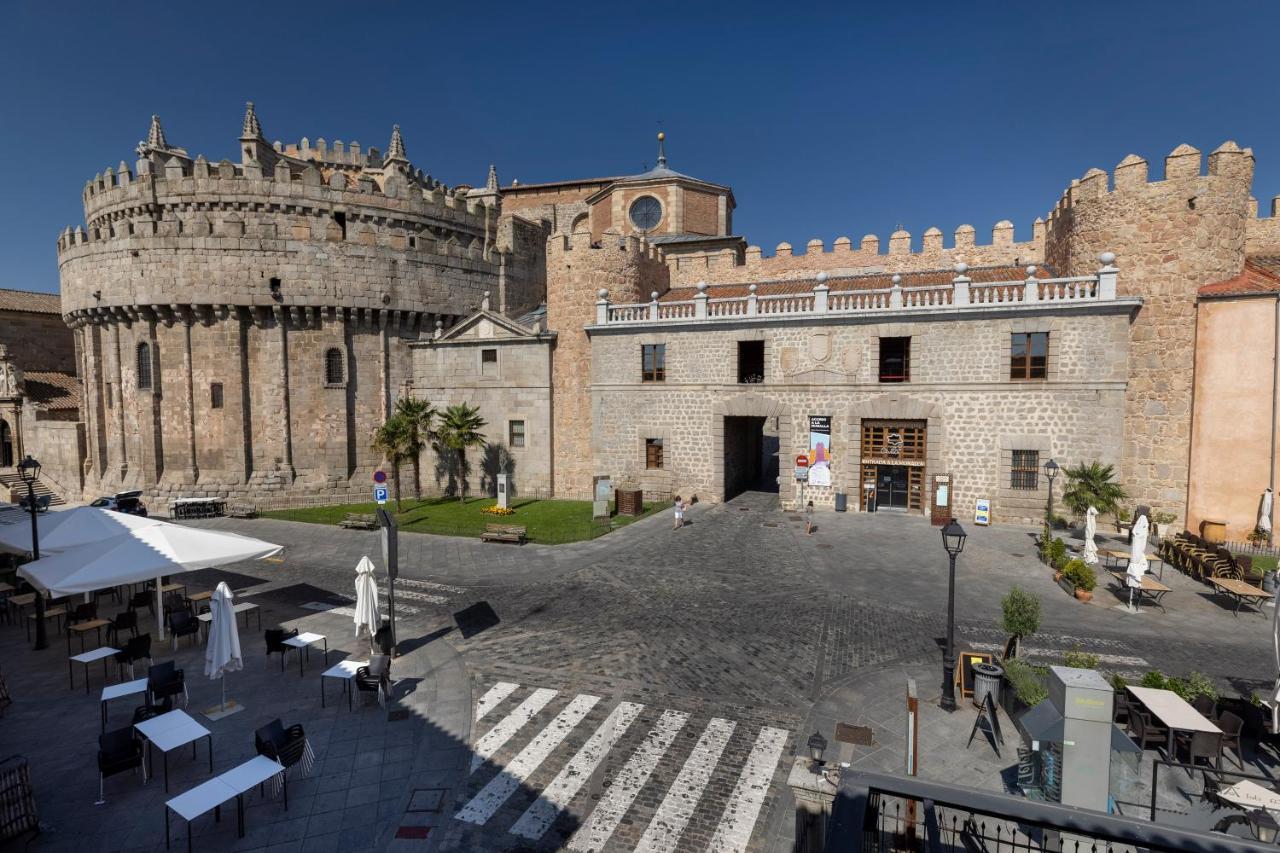 Hostal Restaurante Puerta Del Alcazar Ávila Eksteriør billede