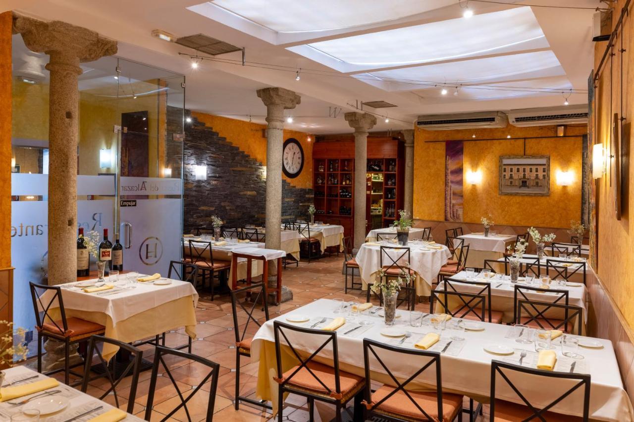 Hostal Restaurante Puerta Del Alcazar Ávila Eksteriør billede