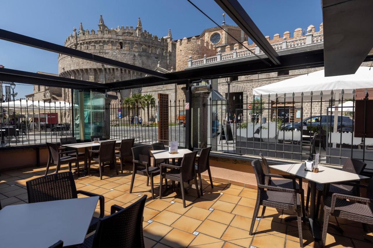 Hostal Restaurante Puerta Del Alcazar Ávila Eksteriør billede