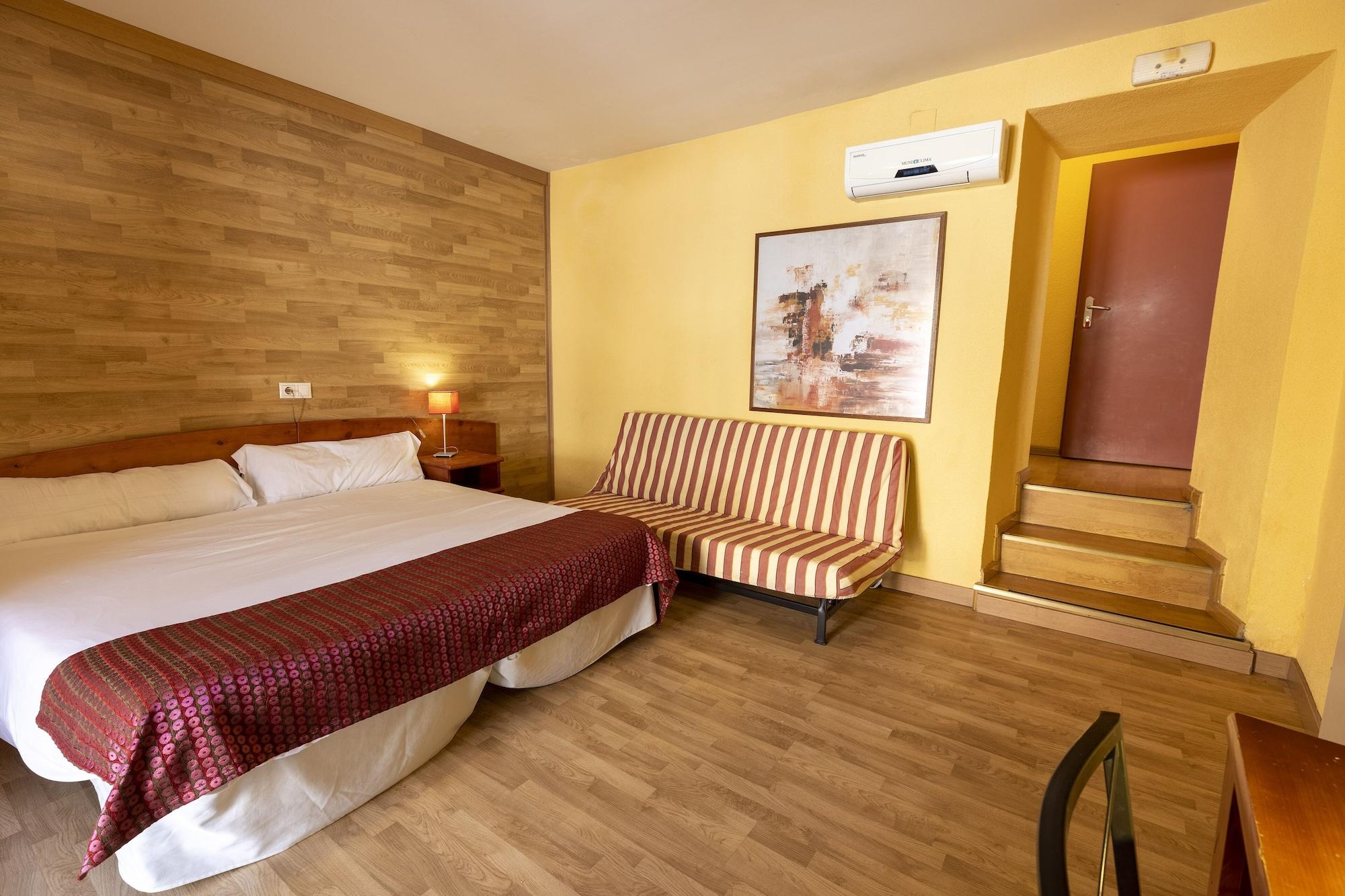 Hostal Restaurante Puerta Del Alcazar Ávila Eksteriør billede