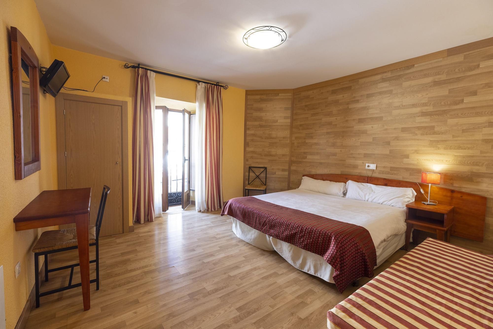 Hostal Restaurante Puerta Del Alcazar Ávila Eksteriør billede