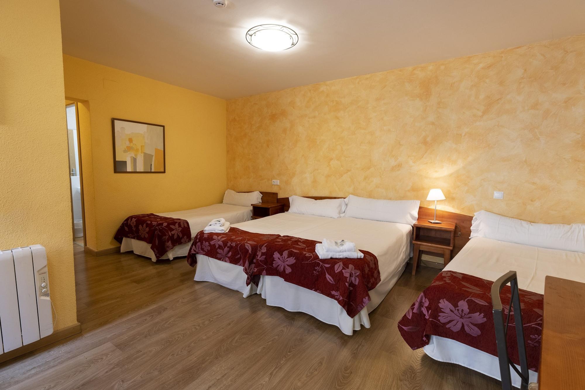 Hostal Restaurante Puerta Del Alcazar Ávila Eksteriør billede