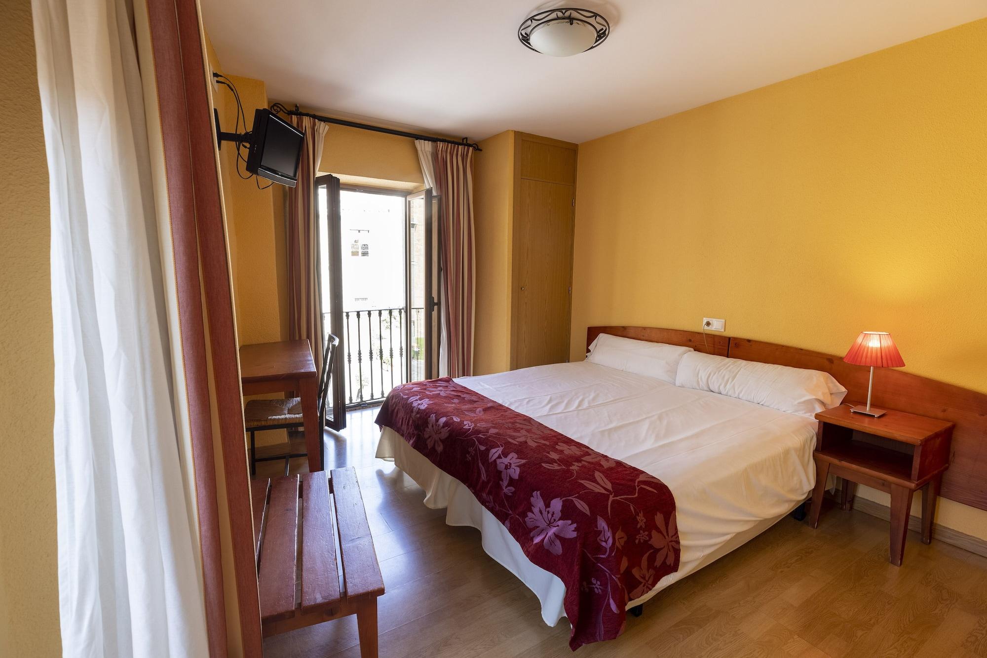Hostal Restaurante Puerta Del Alcazar Ávila Eksteriør billede