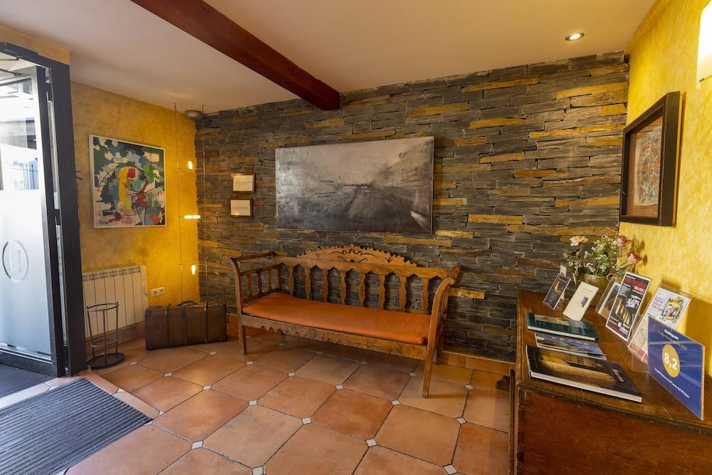 Hostal Restaurante Puerta Del Alcazar Ávila Eksteriør billede