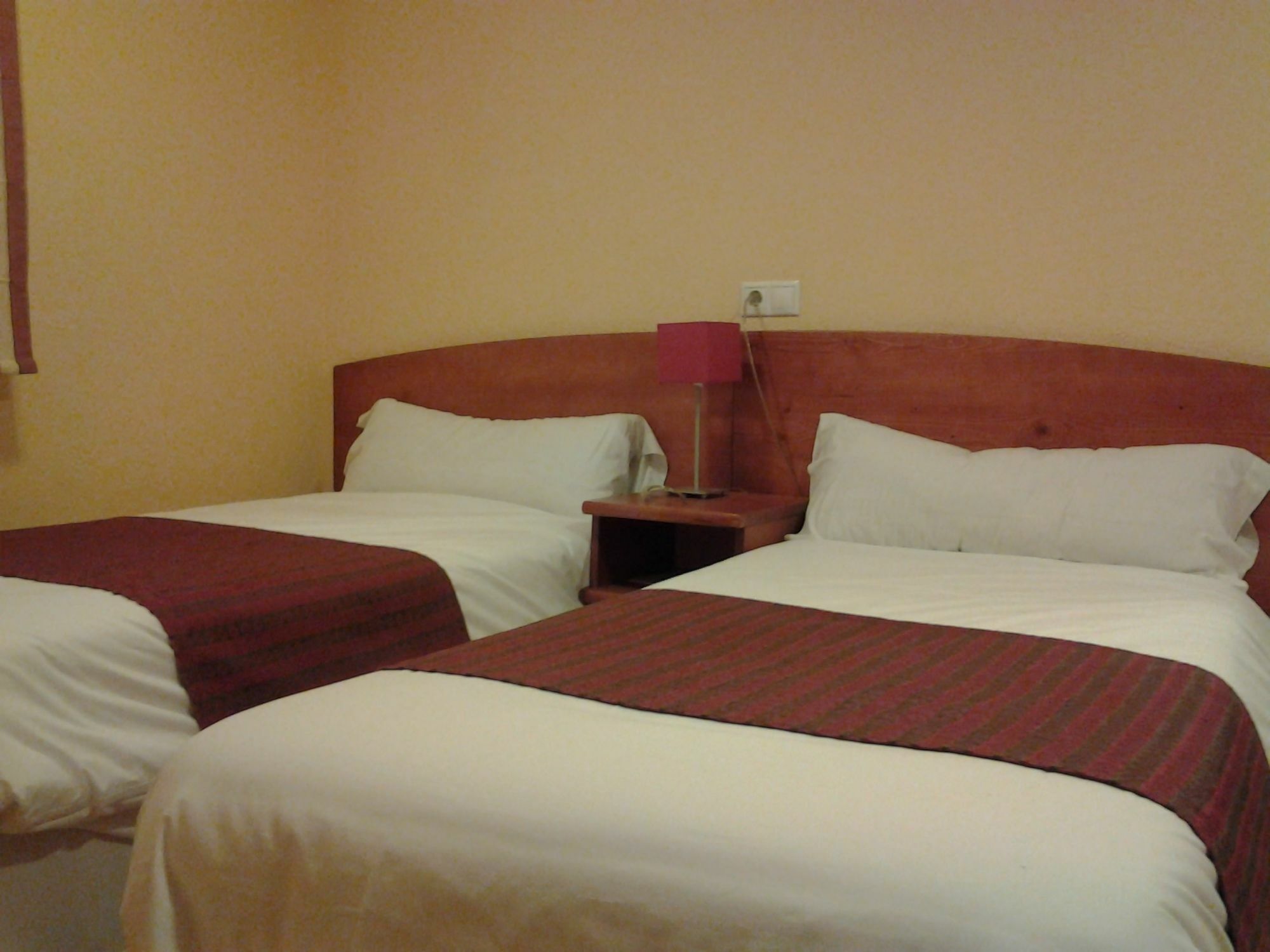 Hostal Restaurante Puerta Del Alcazar Ávila Eksteriør billede